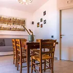 Seahouse Studiocantieri Tatil Evi *
